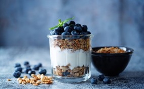 Parfait yogurt greco