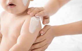 Idratare la pelle dei bambini