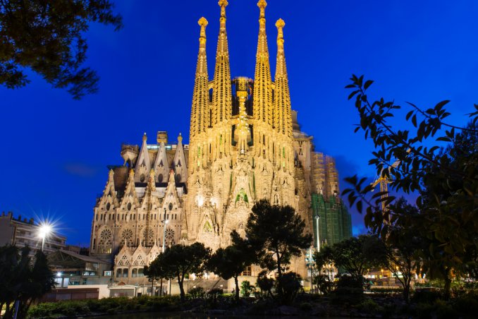 Barcellona capodanno inverno rambla musica colori