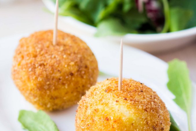 arancini-palline-mozzarella-fritto