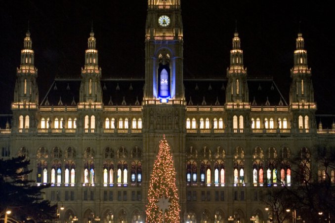 vienna-mercatini-natale-avvento-neve-inverno