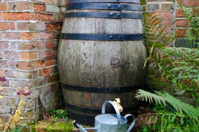 pioggia acqua piovana recupero risparmio ecologia riciclo 