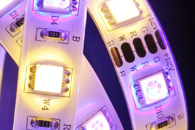 led lampadine risparmio energia ecologia natura incandescenza illuminazione naturale colori 