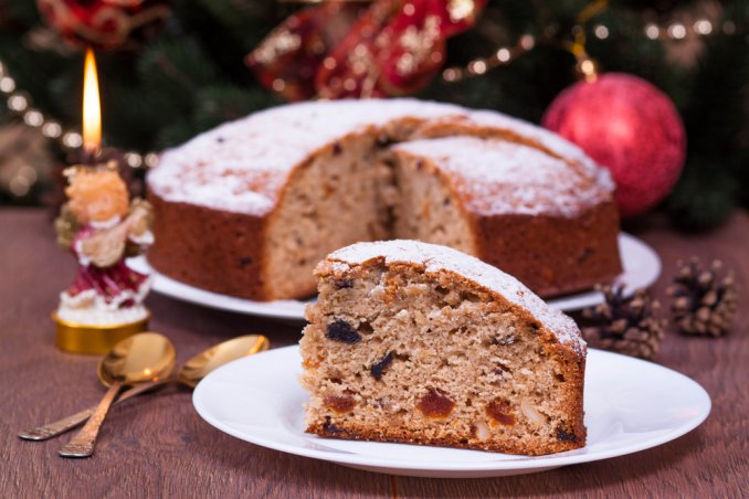 torta natale spezie ciliegie prugne cannella marmellata cioccolato
