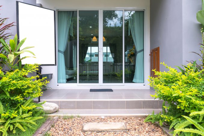 casa pulizia garage balconi cura spazi esterni scala corridoio polvere disimpegno stanza ospiti