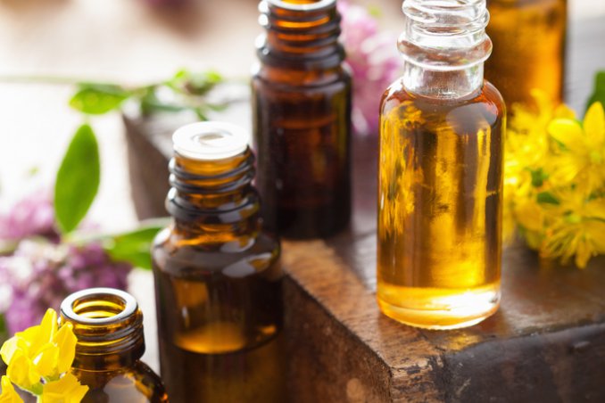 oli essenziali per pulire casa