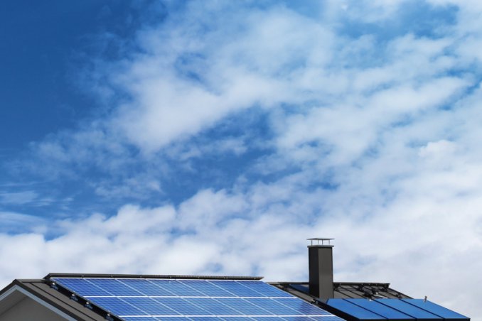 pannelli solari economia domestica risparmio manutenzione pulizia specchi