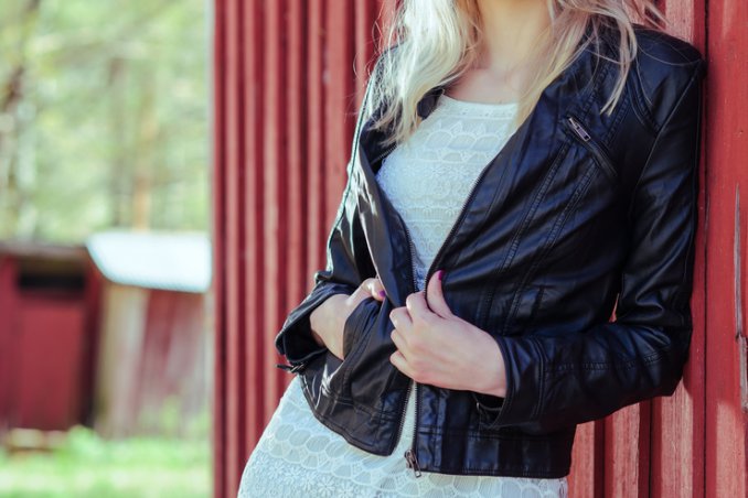pelle, dark, estate