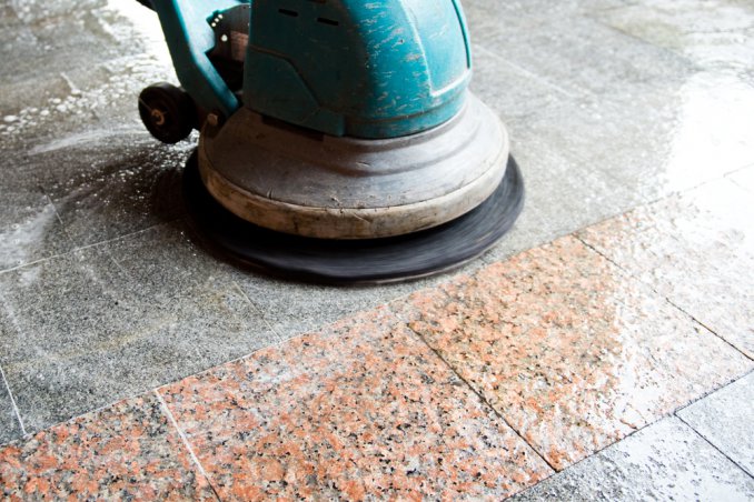 pulizia pavimento lucido come nuovo lucidatura levigatura suggerimenti 