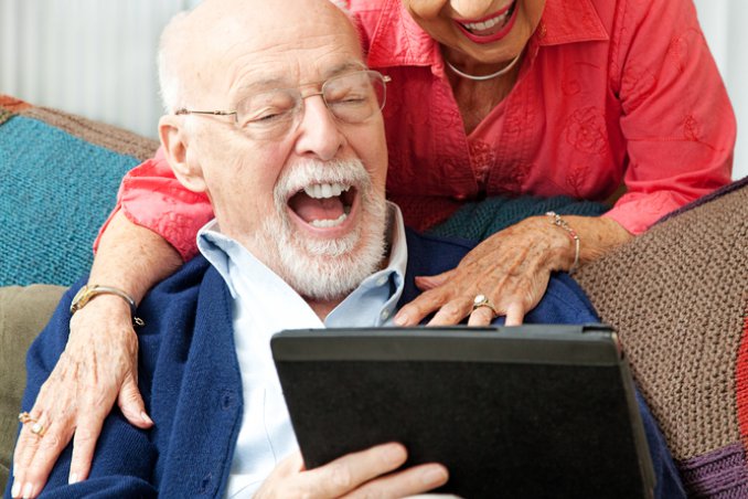 nonna, web, anziani, tecnologia, internet, tablet, cellulari, rete