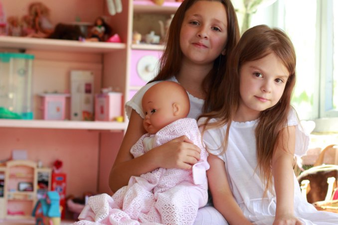 stanza di due bambine