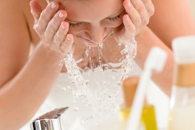 viso spazzola pulizia pelle