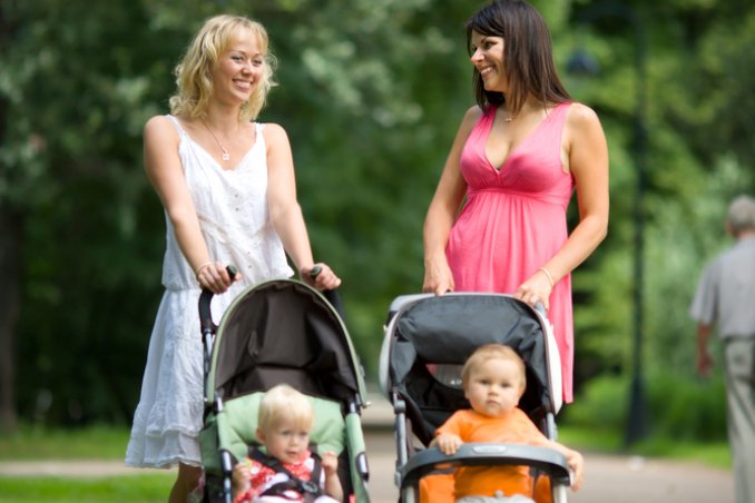 mamma a passeggio