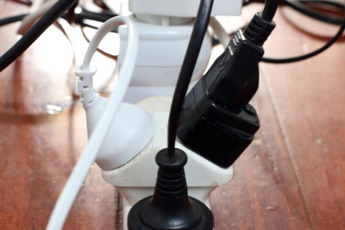 cavi raccogliere computer ordine casa 