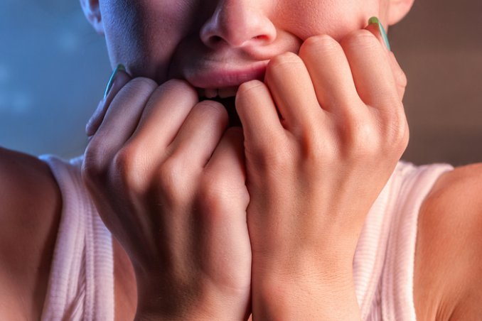 pianto di una ragazza