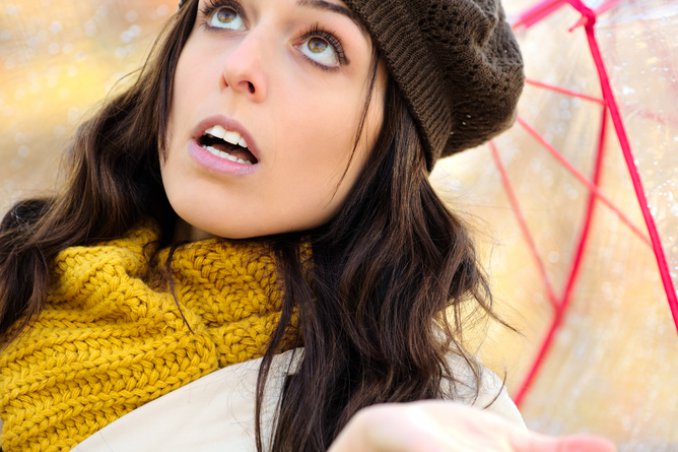 ragazza con ombrello