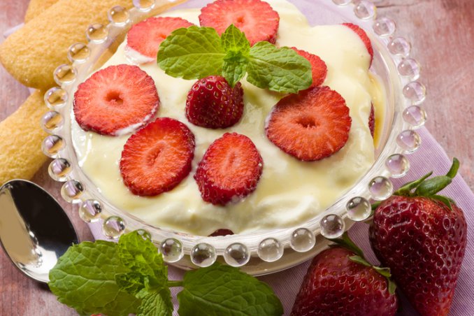 pavesini panna fragole kirsch sciroppo limone tiramisu