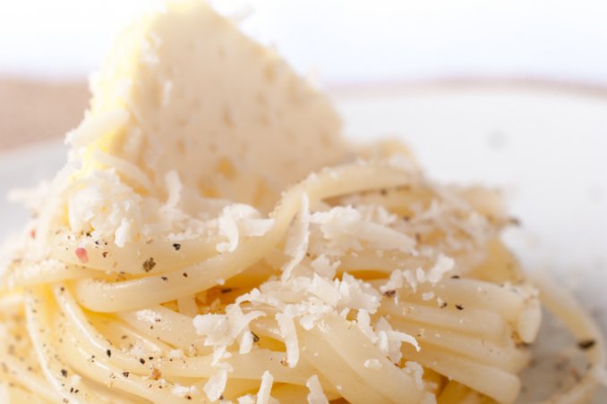 pasta spaghetti cacio formaggio pepe
