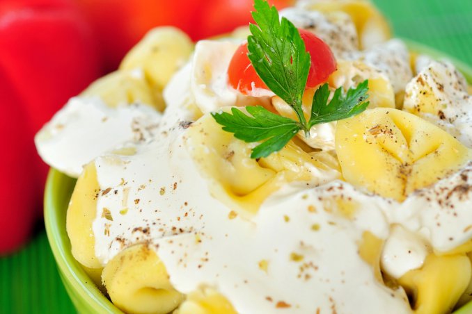 tortellini burro panna parmigiano