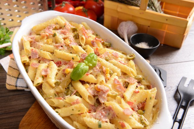 penne pasta papalina prosciutto cipolla vino uova