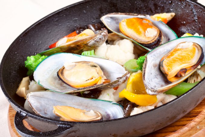 cozze taratre verdure maionese