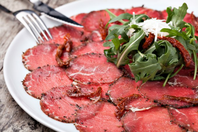 carpaccio manzo carne salada rucola limone parmigiano