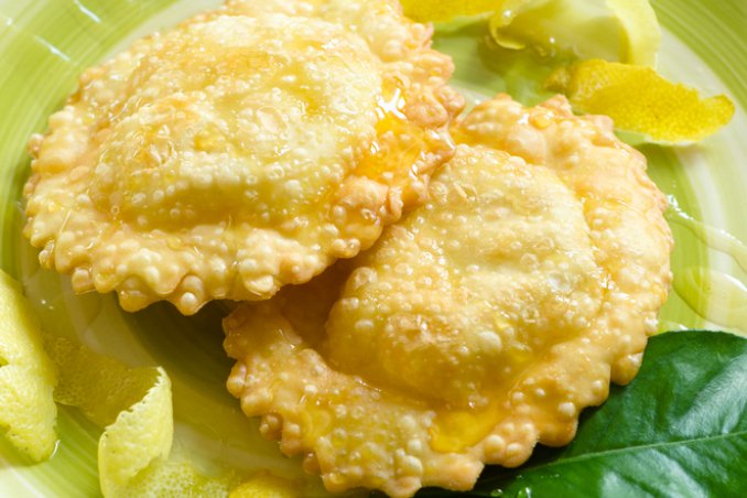 sebadas pasta sfoglia pecorino miele sardegna