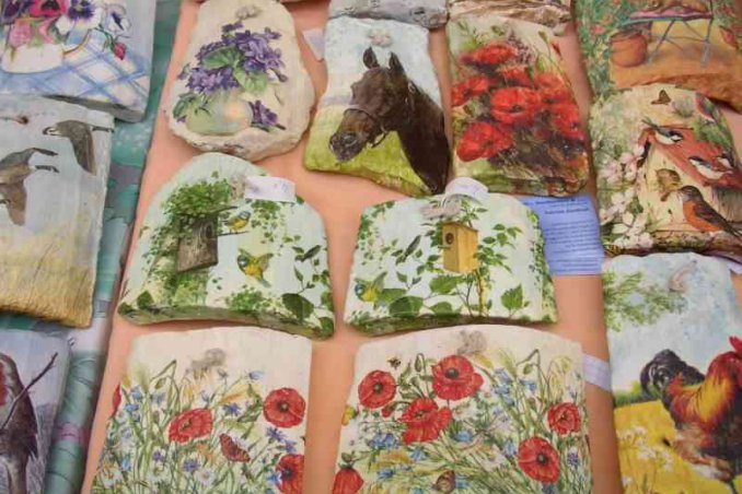 tegole decorate con decoupage