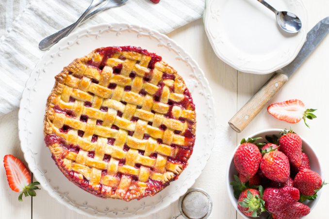 crostata pasta frolla marmellata fragole