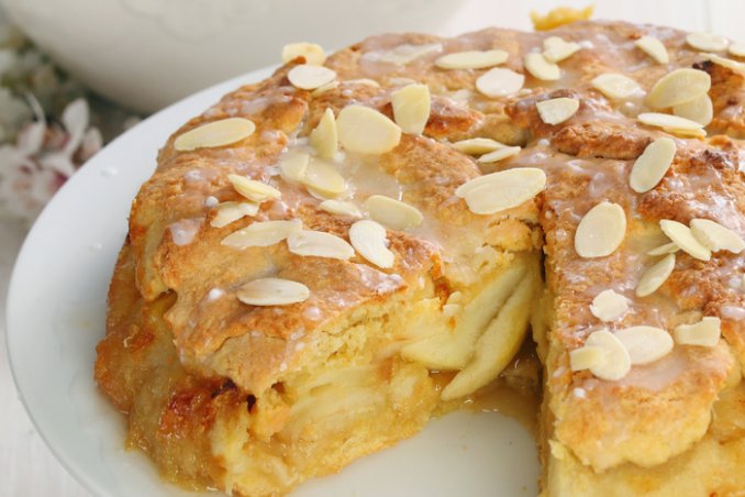 torta mele viennese marmellata mandorle