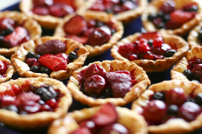 sfoglia tartellette torta uva gelatina violetta