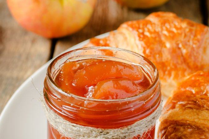 marmellata mele uvetta scorze arancia