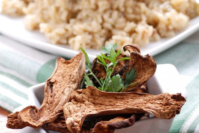 risotto con funghi secchi porcini