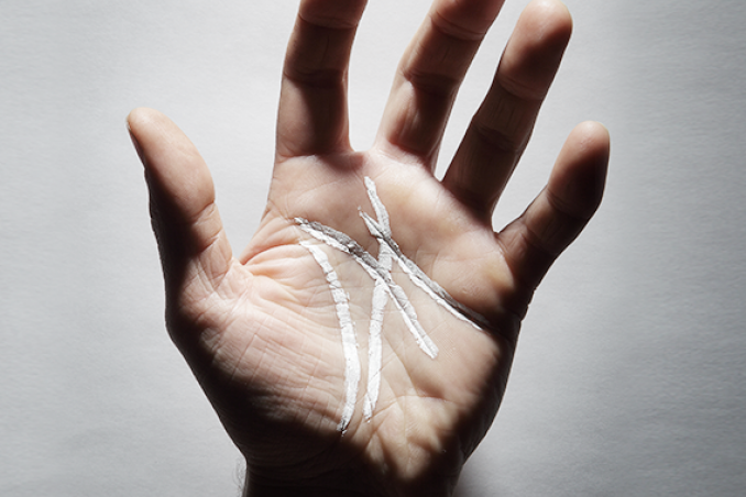 Sei intuitiva? Te lo rivela la lettera M sul palmo della mano 