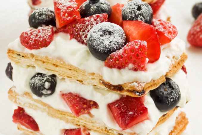 millefoglie ai frutti di bosco