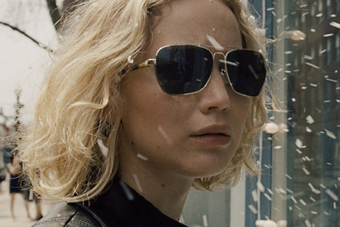 Joy: storia di un’inventrice casalinga