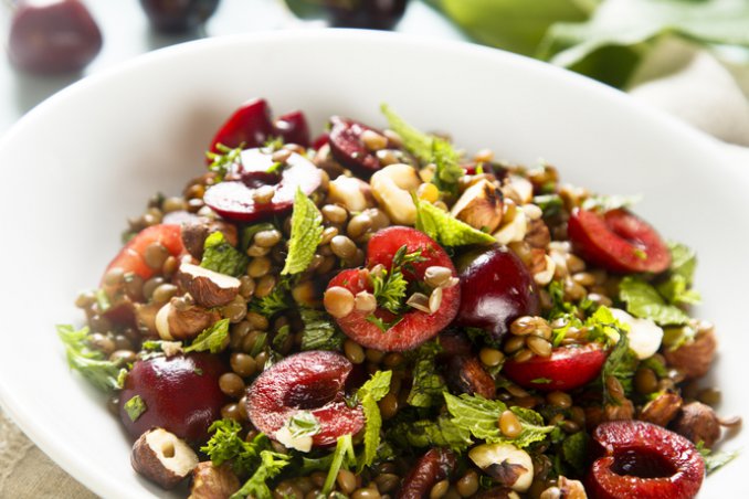 Insalata lenticchie e ciliegie