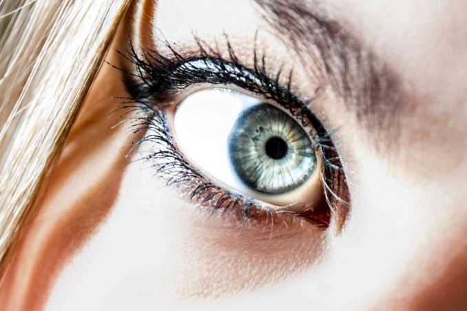 come cambiare colore degli occhi