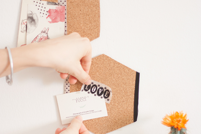 Come realizzare una bacheca in sughero fai da te