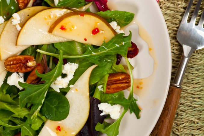 Insalata con pere e mele