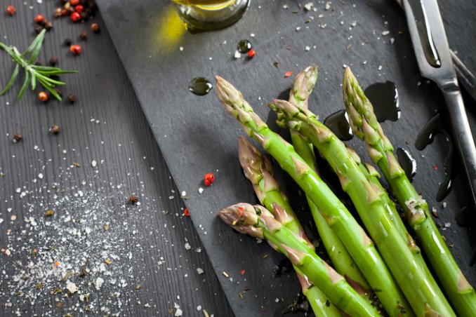 Asparagi sott'olio