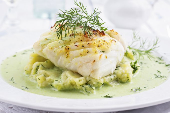 Baccalà con salsa di broccoli e cipolla di Tropea