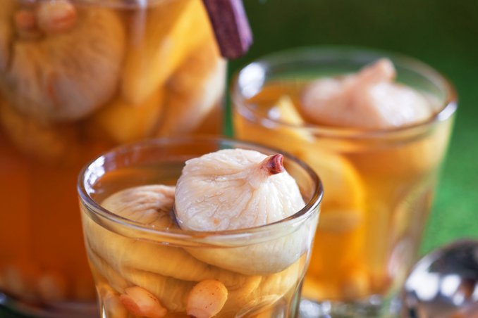 Frutta secca sotto Spirito