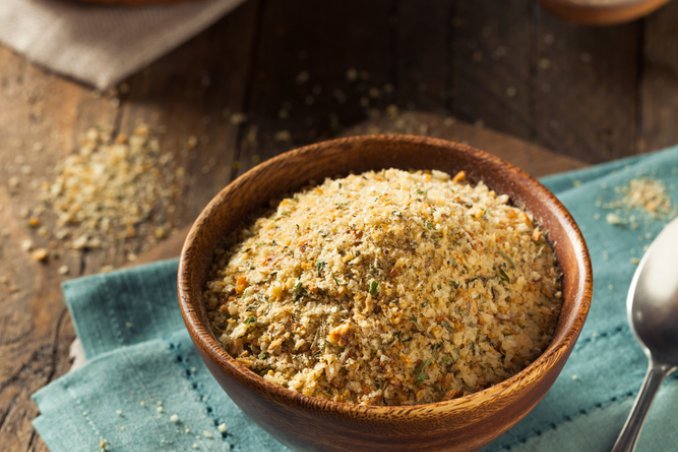 Bollito con la salsa "pearà"