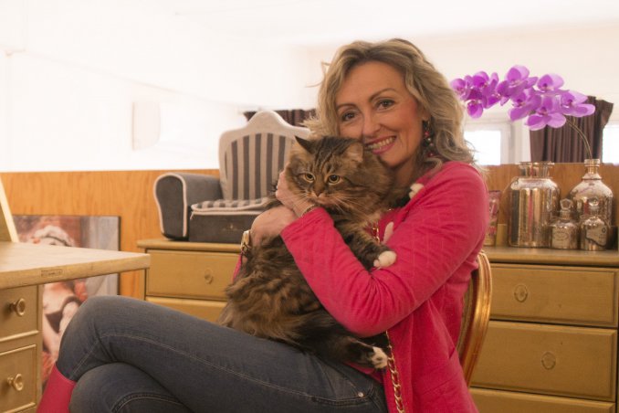 Mirella Ariata Cat Suite Home®