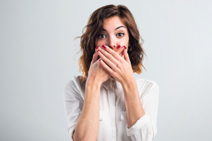 alito cattivo, alitosi, rimedi naturali