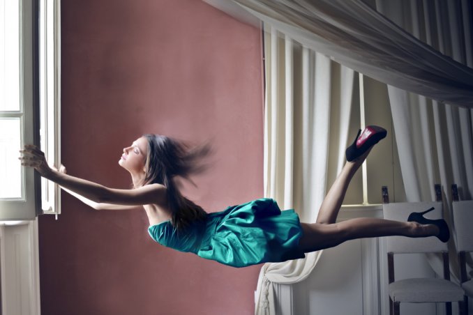 sognare di volare, alzarsi da terra, significato