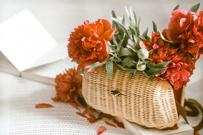 borsette fiori freschi, borsette floreali, decorazioni matrimonio, bouquet sposa borsetta