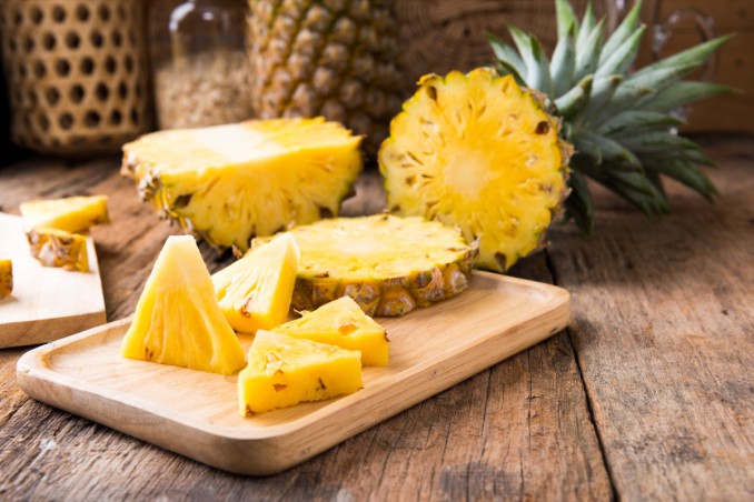 come tagliare, ananas, video spiegazione