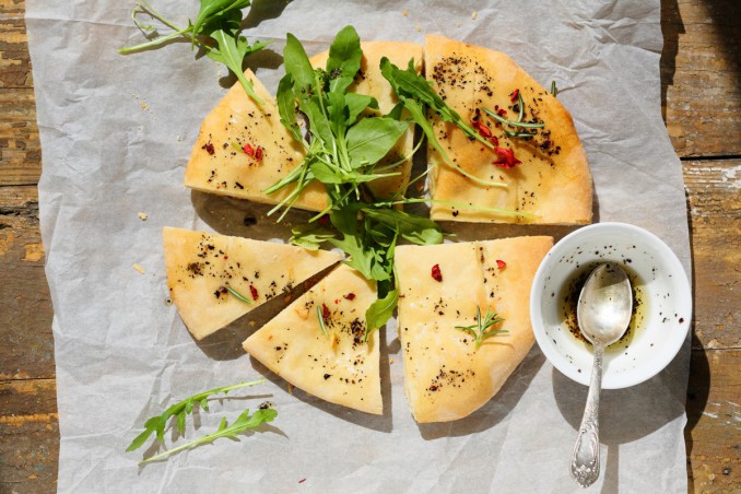 Focaccia ripiena di verdure: la ricetta facile e veloce